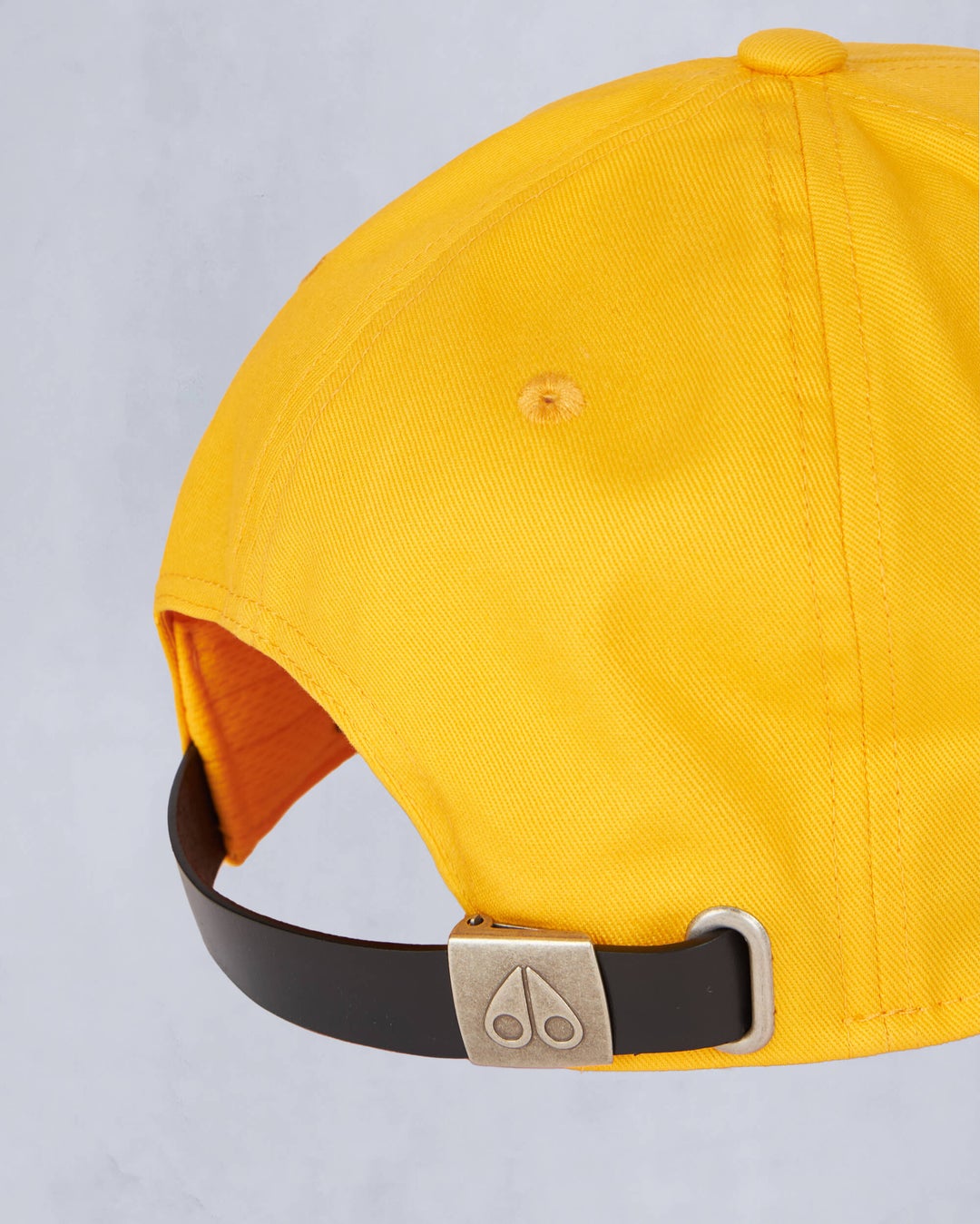 Yellow Moose Knuckles Logo Icon Cap | USA-AZKIV8026